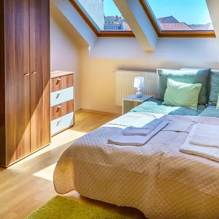 Kleo Apartment *