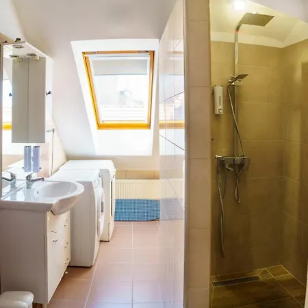 Lägenhet Kleo Pécs